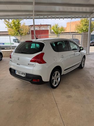 Peugeot 3008 * NAPAPIJRI *