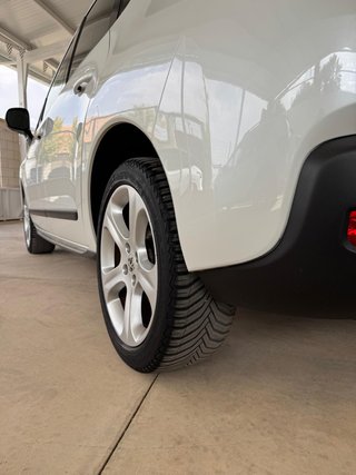 Peugeot 3008 * NAPAPIJRI *