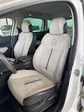 Peugeot 3008 * NAPAPIJRI *