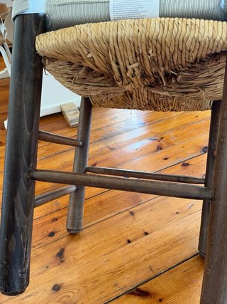 Sillas rústicas madera y anea. A la venta hay 4.