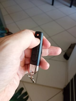 Telecomando universale 433Mhz 4 pulsanti