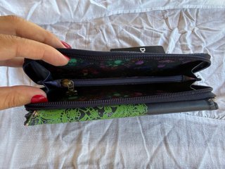 Cartera Desigual Mujer Negra y Verde