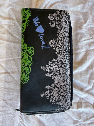Cartera Desigual Mujer Negra y Verde