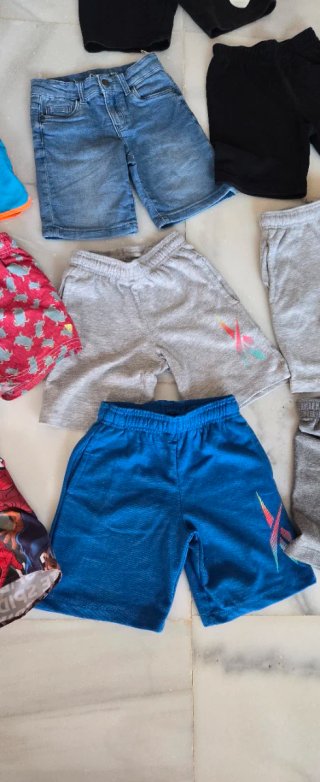 Lote pantalones cortos T7/8 años