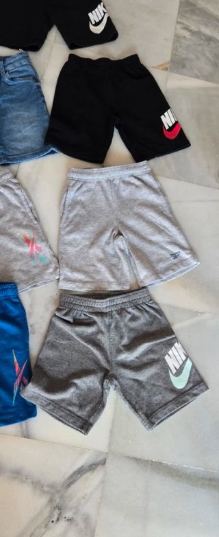 Lote pantalones cortos T7/8 años