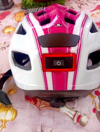 Casco Bicicleta con Luz LED Talla S/M (54-59)