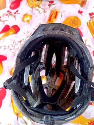 Casco Bicicleta con Luz LED Talla S/M (54-59)