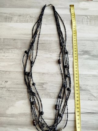 Collar largo varios hilos negro y plata