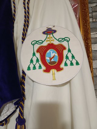 Túnica Hermandad Macarena Paso Cristo