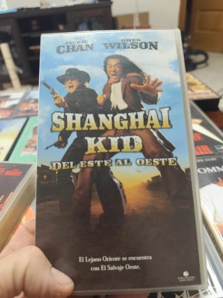 Lote Películas VHS: Ocean's Eleven, Shanghai Kid