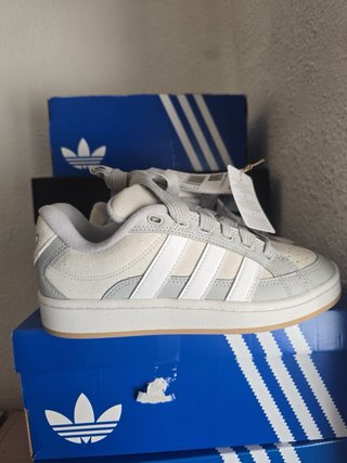 Adidas Campus 00s Gris y Blanco
