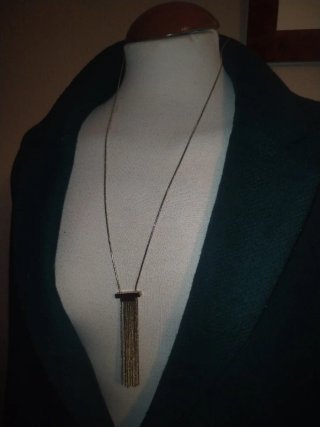 Collar largo dorado