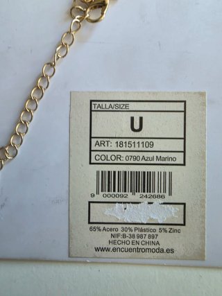 Collar cuentas azules y medallitas doradas