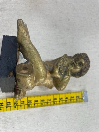 “Figura antigua niño, broce”