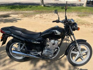 Honda CB 250 Negra