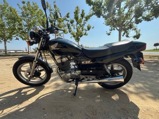 Honda CB 250 Negra
