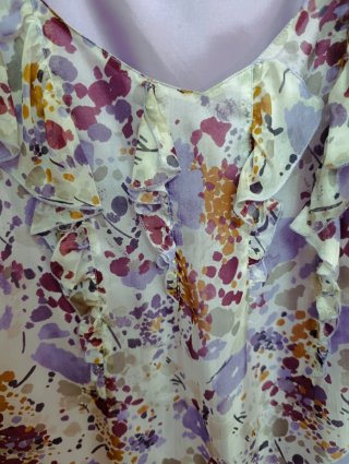 Blusa de seda nueva
