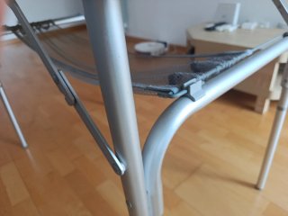 Mesa de camping plegable gris