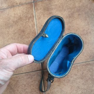 Funda estuche prismáticos cuero antiguo