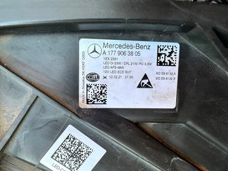 Faro derecho Mercedes Clase A LED