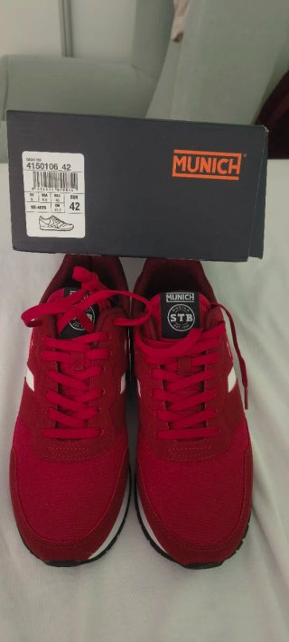 Munich Dash Rojas Talla 42