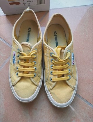 Sneakers Superga Gialle