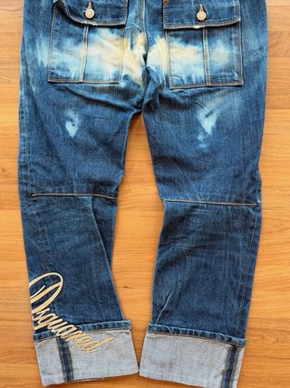 Jeans Dsquared2 Low rise Capri Pants 2000s Vintage