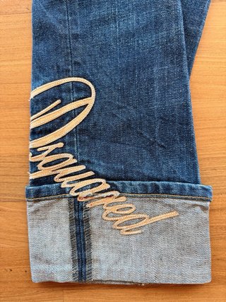 Jeans Dsquared2 Low rise Capri Pants 2000s Vintage
