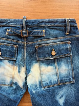 Jeans Dsquared2 Low rise Capri Pants 2000s Vintage