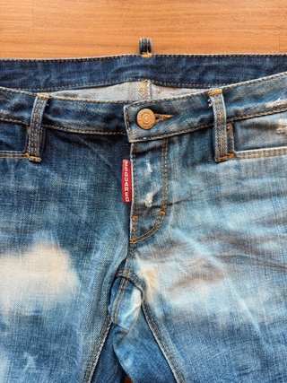 Jeans Dsquared2 Low rise Capri Pants 2000s Vintage