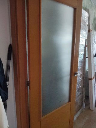 Puerta de comedor con cristal