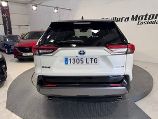Toyota RAV4 2021