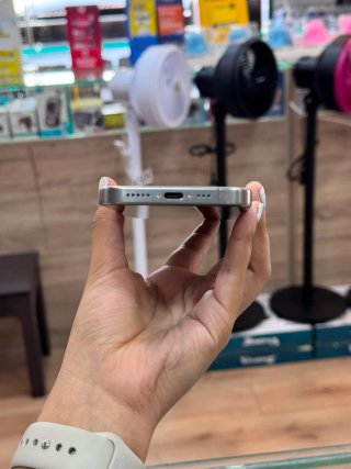 iPhone 15 Pro 128GB Batería 98% + 1 Año Garantía