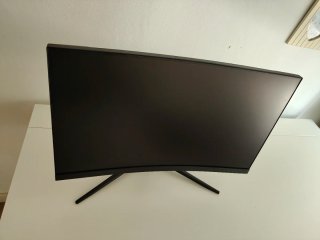 Pantalla ordenador marca MSI .En perfecto estado.