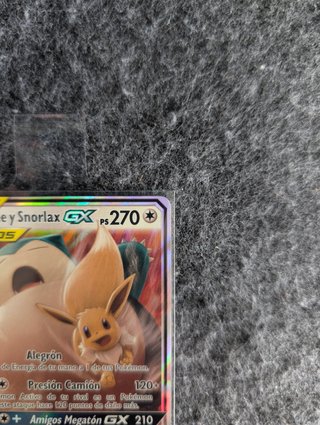 Carta Pokémon Eevee y Snorlax GX RELEVOS