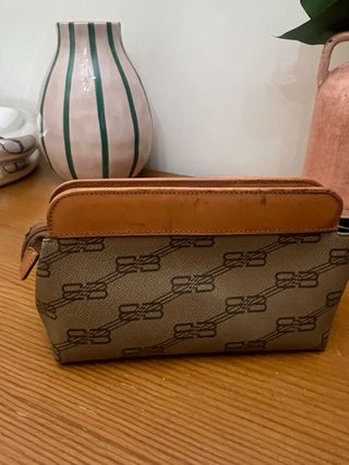 Borsa da toilette classica Balenciaga
