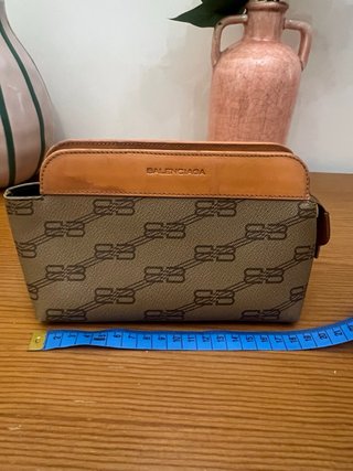 Borsa da toilette classica Balenciaga