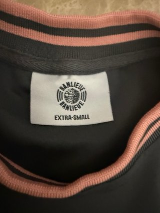 Conjunto deportivo Banlieue negro gris y rosa