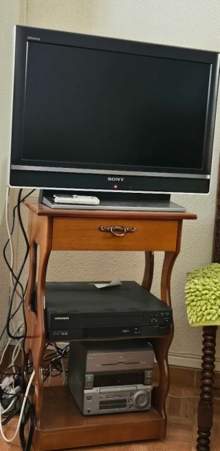 Conjunto TV Sony, Video, Minicadena y Mueble