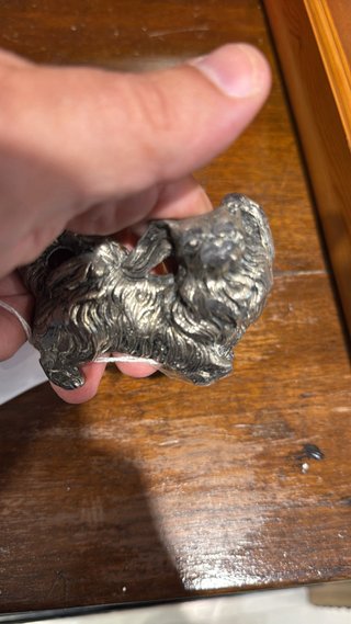PAREJA FIGURAS PEKINÉS HIERRO