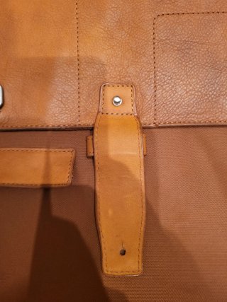 Borsa a tracolla Piquadro in pelle marrone