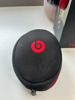 Beats Solo2 con Cable, Caja y Funda