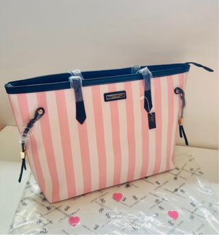 Bolso Victoria's Secret Rayas