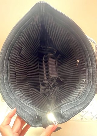 Bolso Victoria's Secret Rayas