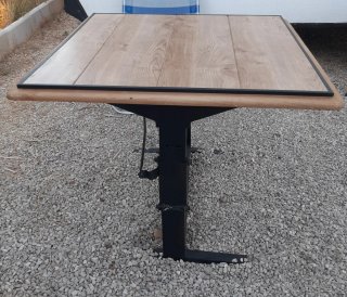 Mesa plegable para caravana