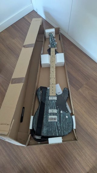 Guitarra Eléctrica Harley Benton