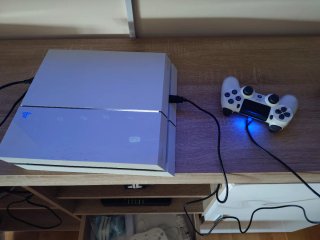 Consola Sony PS4 500GB Beige