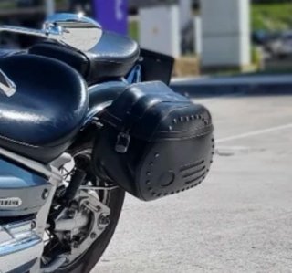 Alforjas de cuero para moto