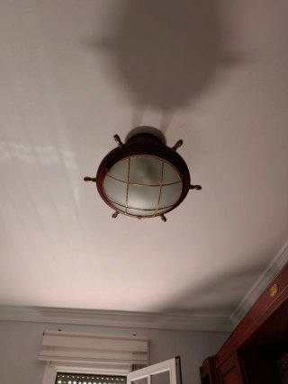 Lámpara con forma de Timón de Barco, Madera y Meta