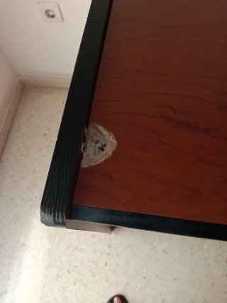 Mesa de despacho madera. URGE VENTA